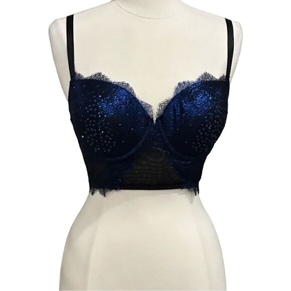 Victoria’s Secret Lightly Lined  Rhinestone Lace Balconette Bra in the Size 34DD - Picture 5 of 8